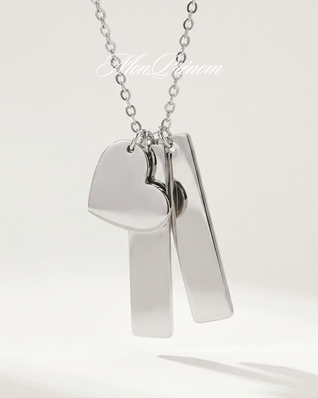 Collier en forme de cœur et de barre